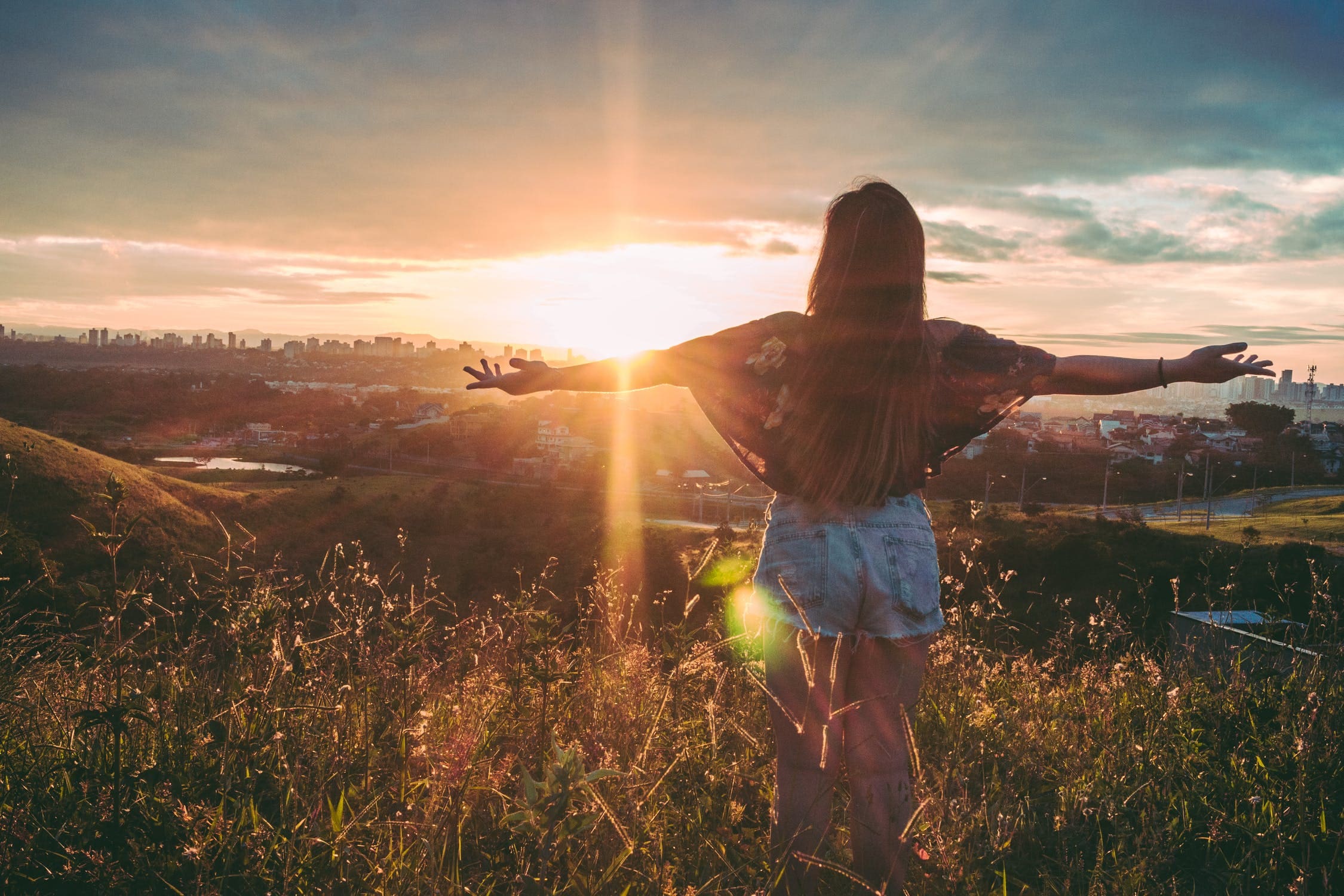 23 Positive Mantras To Channel For A Healthy, Empowered Life